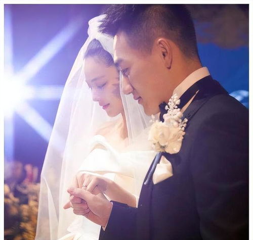 军嫂张馨予被李晨抛弃后,嫁给何捷苦尽甘来,收获了稳稳的幸福