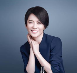48岁俞飞鸿换新发型,锁骨发搭配黑色连衣裙,居然意外时尚