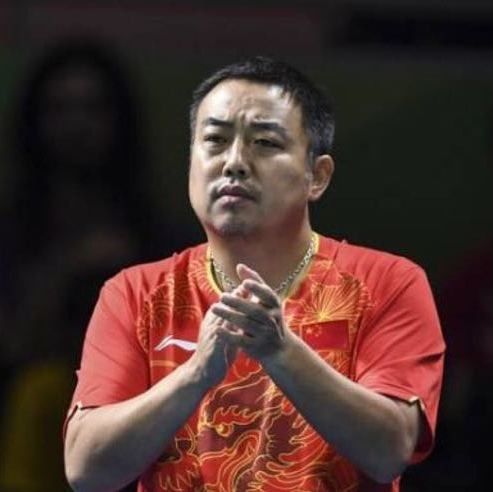 刘国梁中国首位男乒大满贯得主,却被质疑是不懂球的胖子